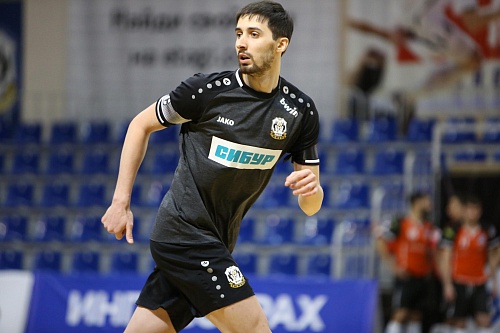 Антошкин, Руан и Логинов помогут дублёрам в Ялуторовске