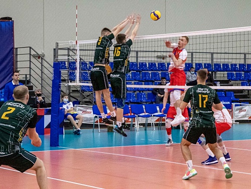 В стартовой игре тюменцы одолели ЦОП