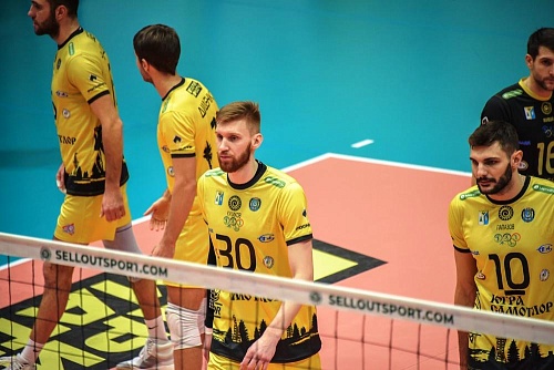 «Югра-Самотлор» одержала победу в триллере!