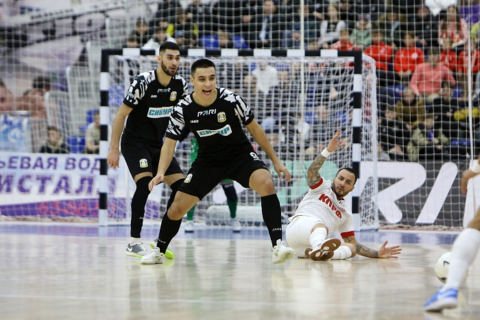 Чемпионат России по мини-футболу среди клубов PARI-Суперлиги. МФК «Тюмень» - КПРФ (Москва) – 3:3 (пен. 3:1) и 5:3