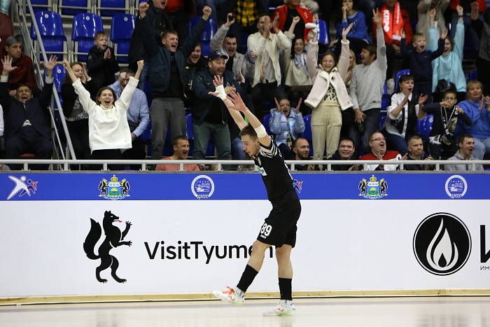 Чемпионат России по мини-футболу среди клубов PARI-Суперлиги. МФК «Тюмень» - КПРФ (Москва) – 3:3 (пен. 3:1) и 5:3