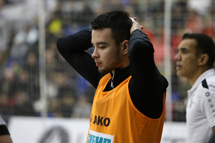 Чемпионат России по мини-футболу среди клубов PARI-Суперлиги. МФК «Тюмень» - КПРФ (Москва) – 3:3 (пен. 3:1) и 5:3