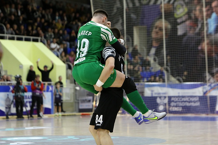 Чемпионат России по мини-футболу среди клубов PARI-Суперлиги. МФК «Тюмень» - КПРФ (Москва) – 3:3 (пен. 3:1) и 5:3