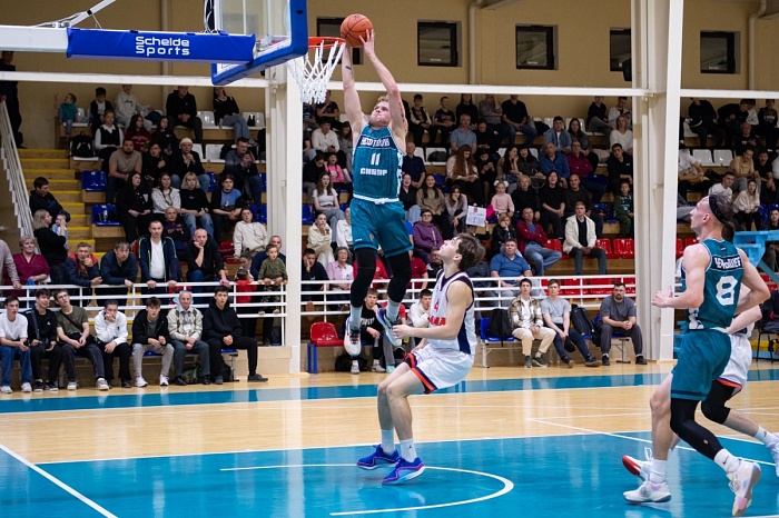 Тобольский «Нефтехимик» одержал вторую победу в Кубке страны по баскетболу