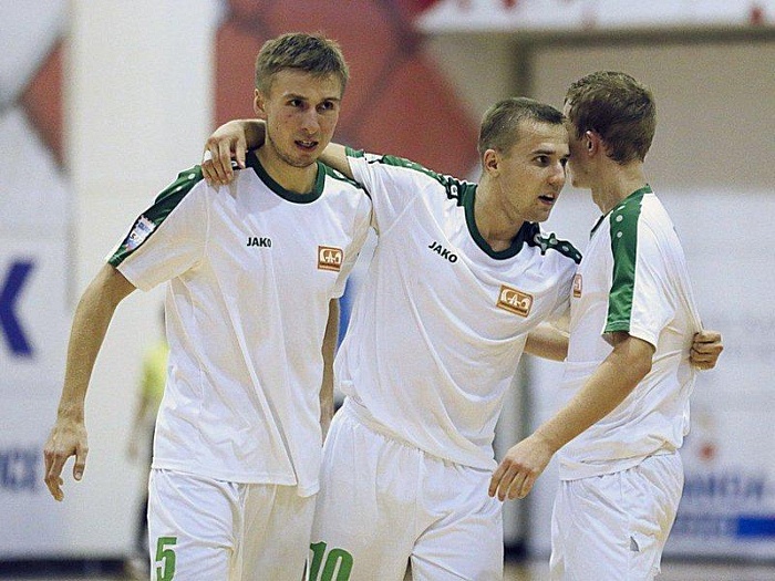 В Смоленске забивали Мурашов и Давыдов