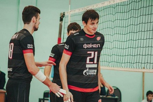 В Новосибирске выиграли две партии