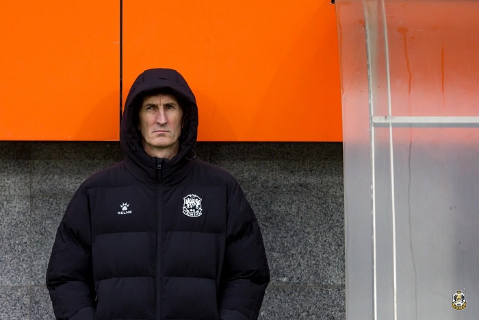 Главный тренер футбольного клуба «Тюмень» Игорь Меньщиков: «Предполагаю, что в открытый футбол играть никто не будет»