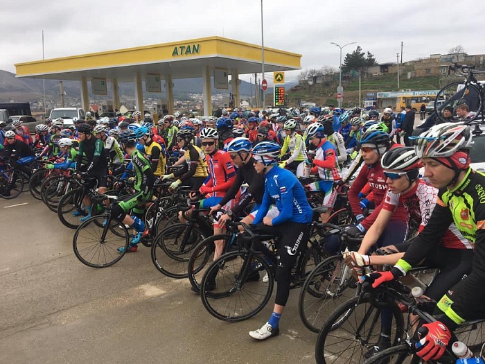 Домчались до наград возле Судака