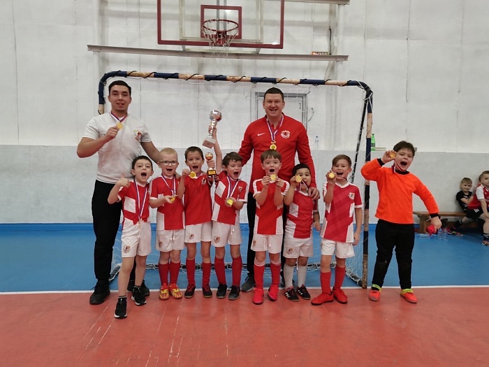 Тобольский «Штутгарт» выиграл трофей