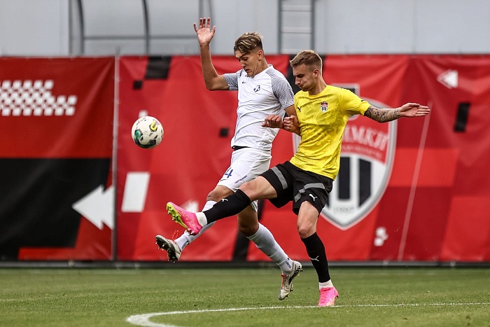 Футболисты «Химок» перед приездом в Тюмень одержали две победы