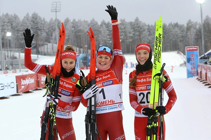 Спринт на втором этапе Кубка России по лыжным гонкам: предсказуемое золото Фалеевой и Большунова, непредсказуемые перформансы от Степановой и Ступак