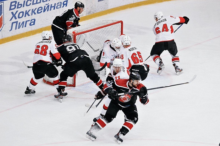 Фото Владимира ОГНЁВА