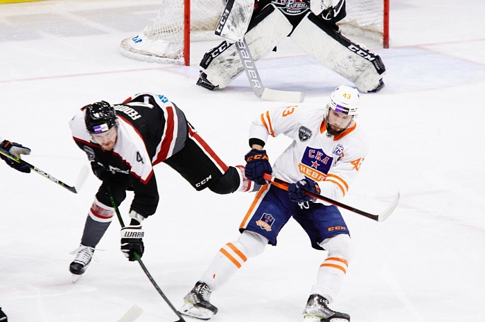 ХК «Рубин» обыграл «СКА-Неву» в шестом матче и вышел в финал «Кубка Петрова»!