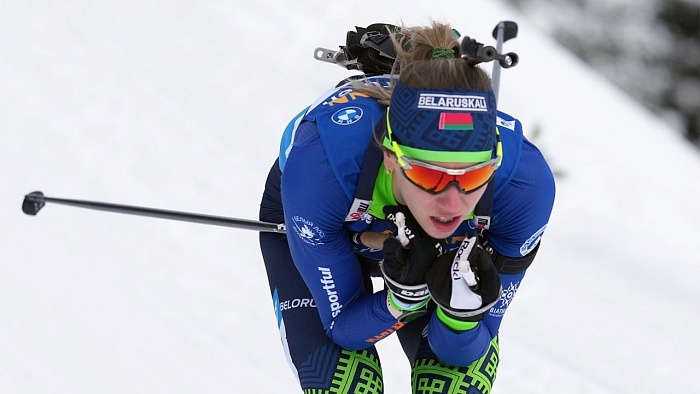 Белоруска Анна Сола солировала в пасьюте на Кубке Международной лиги клубного биатлона