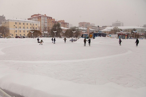 Катки в Тюмени для массового катания в новогодние праздники