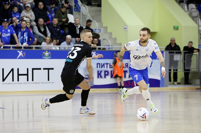 PARI-Высшая лига по футзалу. 1/8 финала. 1 матч. «Тюмень-дубль» – «Факел» (Сургут)