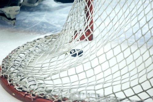 Потерпели два разгрома в дерби