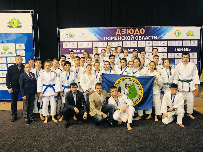 На тюменском татами сражались за места в сборной