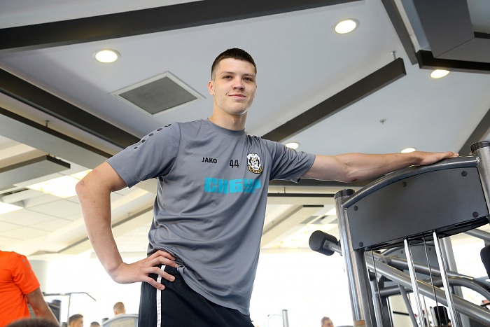 Президент мини-футбольного клуба «Тюмень» Александр Попов: «Данил Карпюк с его данными должен давно играть в суперлиге и быть там одним из лидеров»