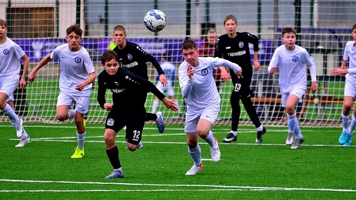 В Сочи юные тюменцы нанесли поражение «Ленинградцу»