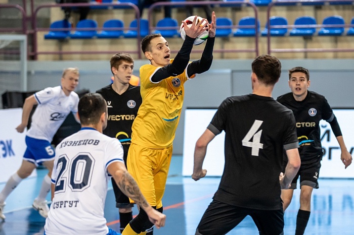 Тюменский «Вектор» сделал ничью в Кургане