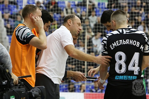 Букмекеры не верят в победу МФК «Тюмень» над «Норильским никелем»