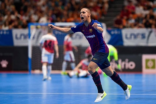 Феррао выстрелил «дуплетом» в каталонском дерби