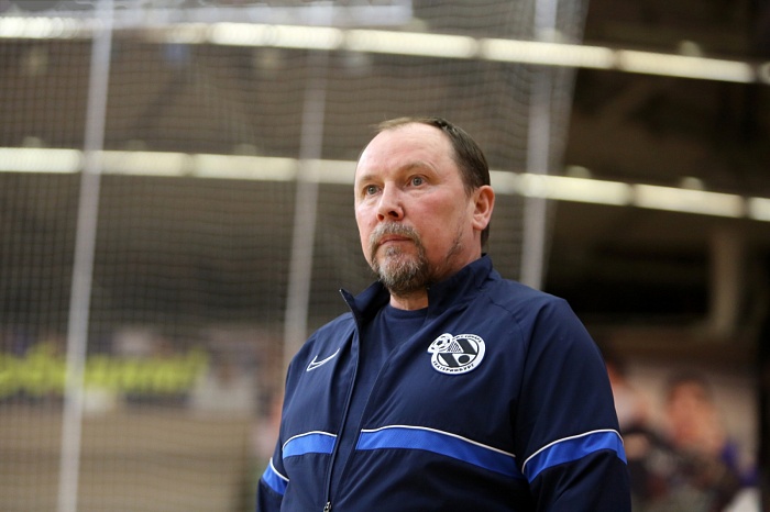 Главный тренер МФК «Синара» Евгений Давлетшин: «Случается такое, когда количество не переходит в качество, в преимущество не воплощается в победы»