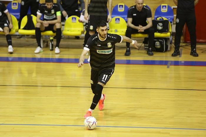 Игрок мини-футбольного клуба «Тюмень» Камиль Герейханов: «Наверное, никогда не забуду первый матч за дубль»