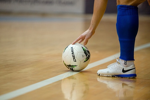 Лидер потерпел крупное поражение  в чемпионате Тобольска по футзалу