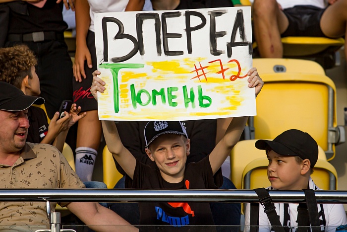 Испытание лидером: футбольный клуб «Тюмень» сыграет на выезде против «Акрона» из Тольятти