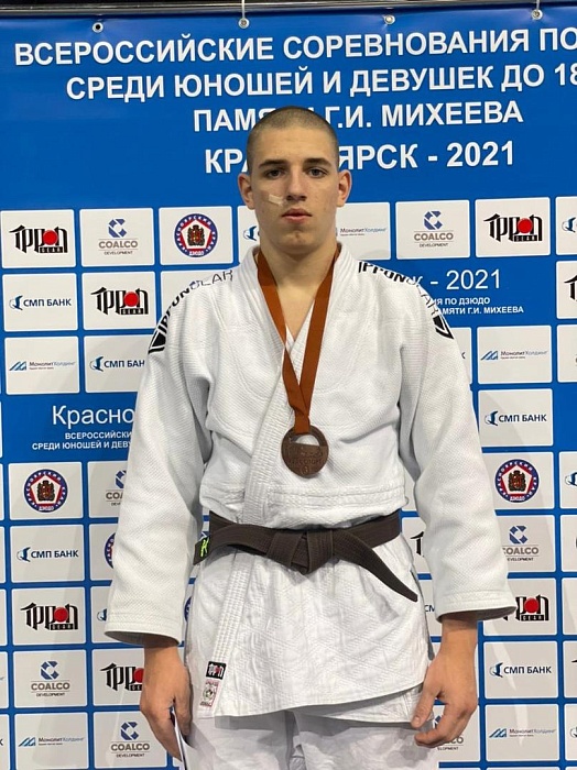 Не справился только с будущим победителем