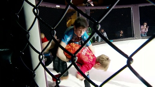 В Тюмени прошли чемпионат и первенство УрФО по ММА