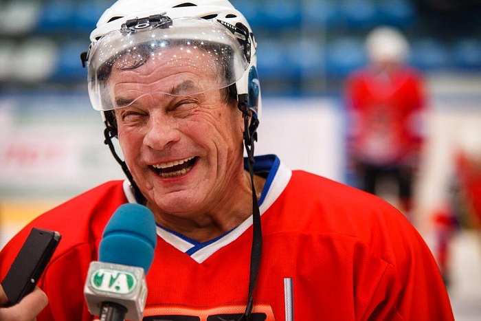 Владимир Ульянов: «Только хлопнешь ушами – получишь шайбу» (ФОТО)