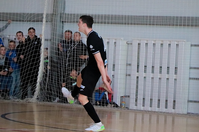 Воспитанник МФК «Тюмень» Данил Карпюк: «Первый гол Игите забил ещё в 17 лет в матче Лиги чемпионов»