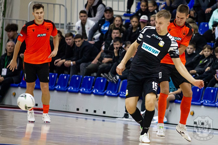 Мини-футбольный клуб «Тюмень» дают фаворитом в гостевой встрече против «Новой генерации»