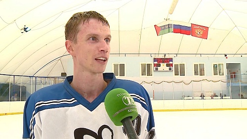 «Легенда» удивила всех. Хоккеисты-любители провели турнир, посвящённый Дню Победы