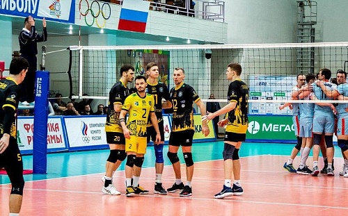 Серию проиграли, но шансы остаются