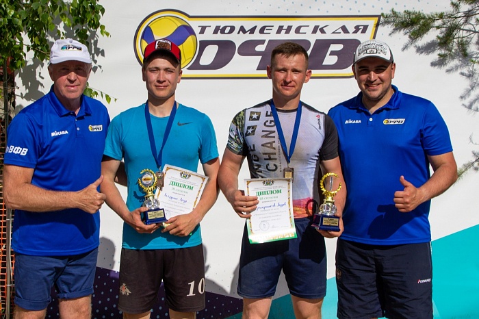 На чемпионате Тюменской области по пляжному волейболу победили фавориты