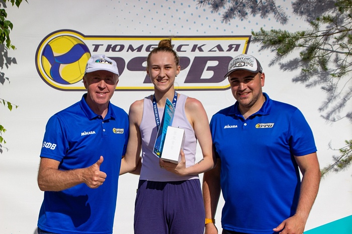 На чемпионате Тюменской области по пляжному волейболу победили фавориты