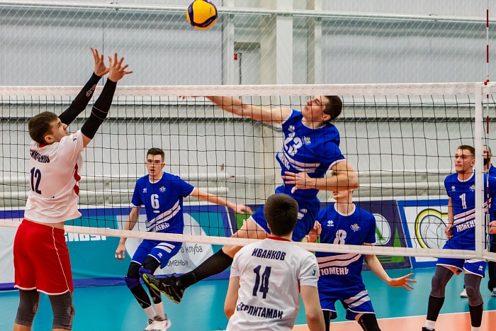 Сибиряки проиграли «Магнитке»