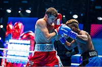 Двукратный чемпион мира Евгений Макаренко побывал на открытии международного Центра бокса в Москве
