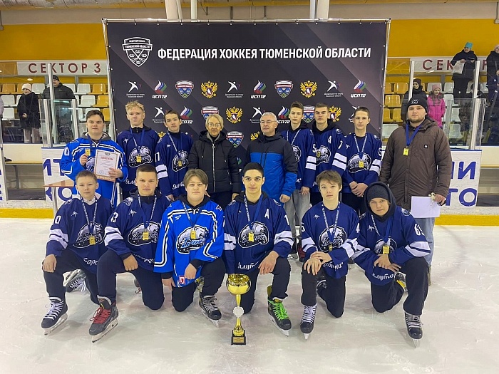 Хоккейная команда «Старт» из Ялуторовска заработала путёвку в Ессентуки