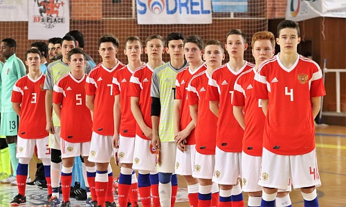 Маевский позвал тюменцев в «Аквариум»