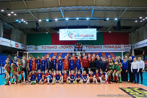 Удача улыбнулась «Западу»