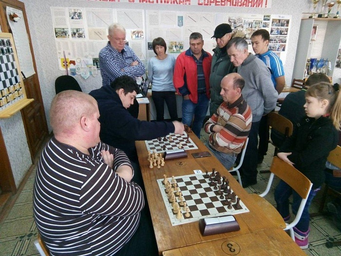 Работники фермерского хозяйства блеснули в шахматах