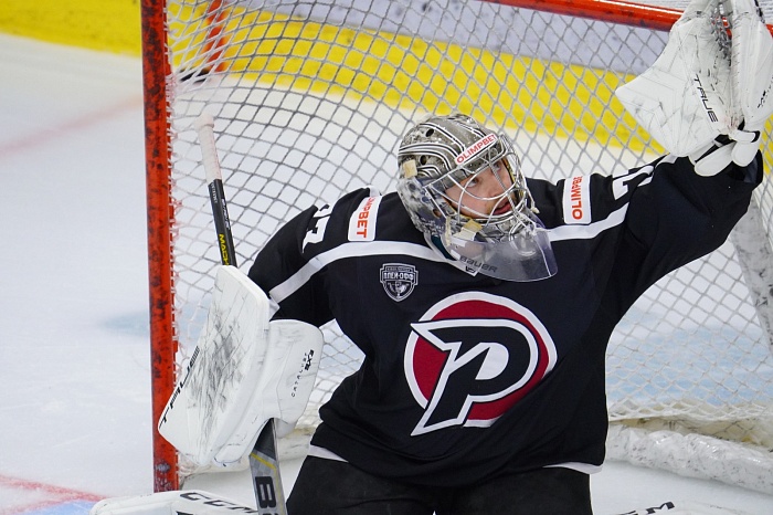 Хоккейный клуб «Рубин» проиграл пятый матч полуфинала Кубка Петрова