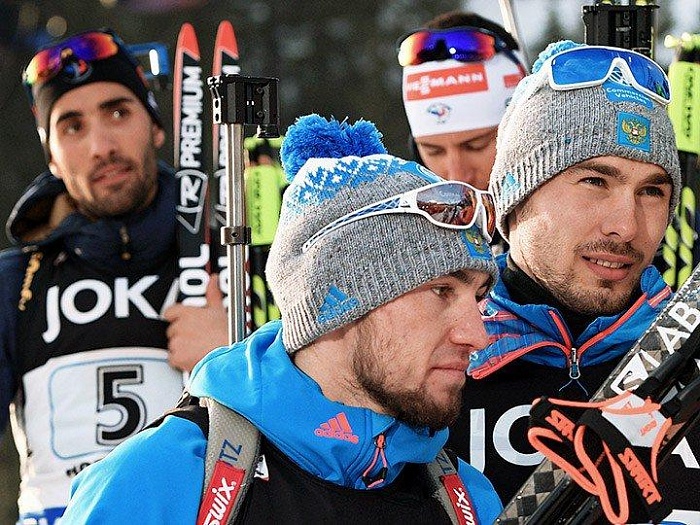 Александр Логинов читает Хемингуэя и Ремарка и болеет за ЦСКА