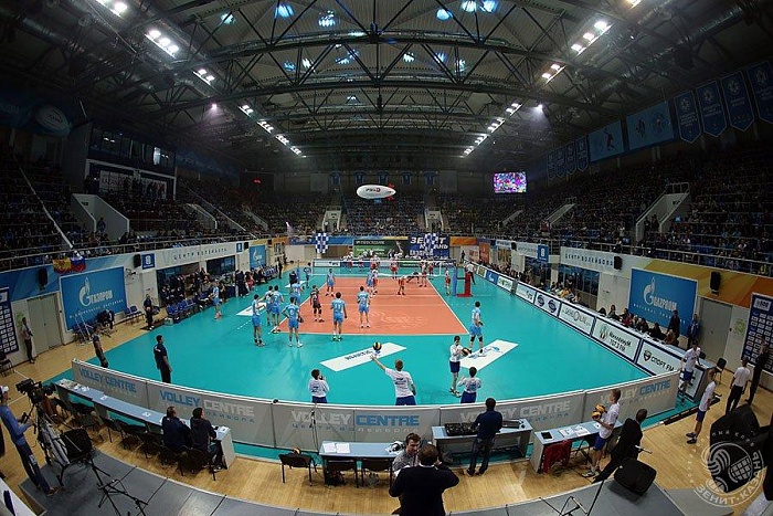 «Зенит» стремится в суперлигу