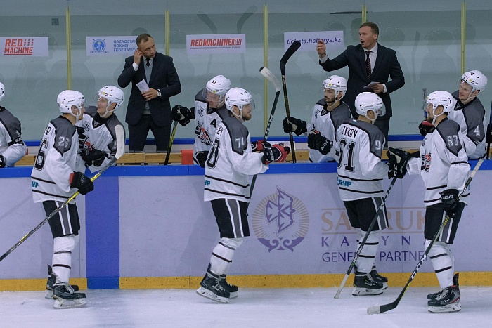 Алексей Исаков: «Поздравили Мишу с первым голом»